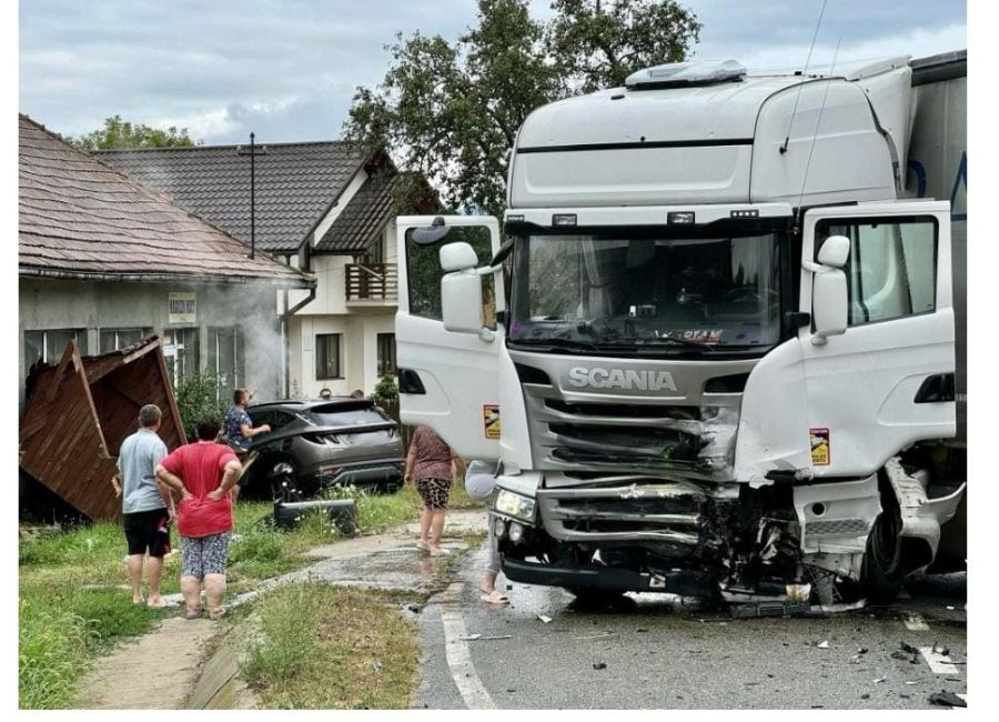 ACUM! Accident GRAV în Argeș! Victimă ÎNCARCERATĂ