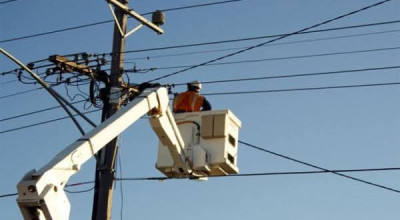 Se întrerupe furnizarea energiei electrice în mai multe zone din orașul Ștefănești