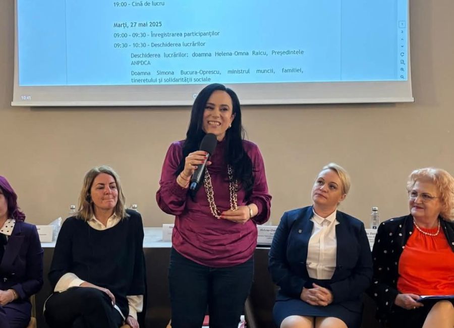 Ministrul Simona Bucura-Oprescu s-a întâlnit cu directorii DGASPC-urilor. „Ne dorim un dialog permanent cu cei care lucrează în asistență socială la firul ierbii”