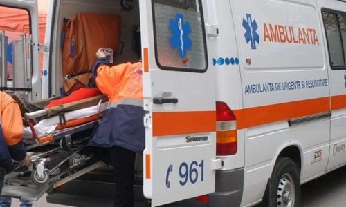Incident ȘOCANT în Pitești! Tânără băgată în spital de SOCRU