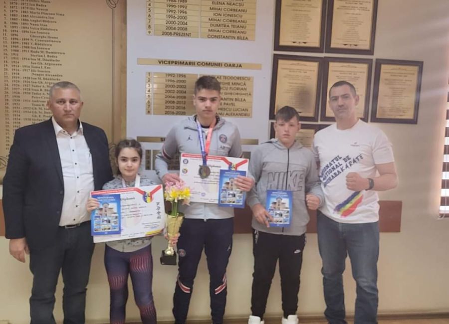 Medalii pentru sportivii din Oarja!