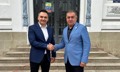 PRO România îi susține pe Ion Mînzînă la Consiliul Județean Argeș și pe Cristian Gentea la Primăria Pitești!