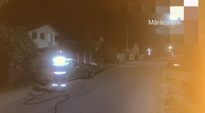 Accident GRAV în Argeș! A intrat cu mașina într-un stâlp