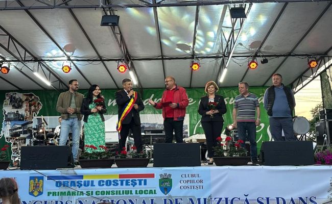Sărbătoare mare la Costeşti - Ziua Copilului şi Ziua Oraşului