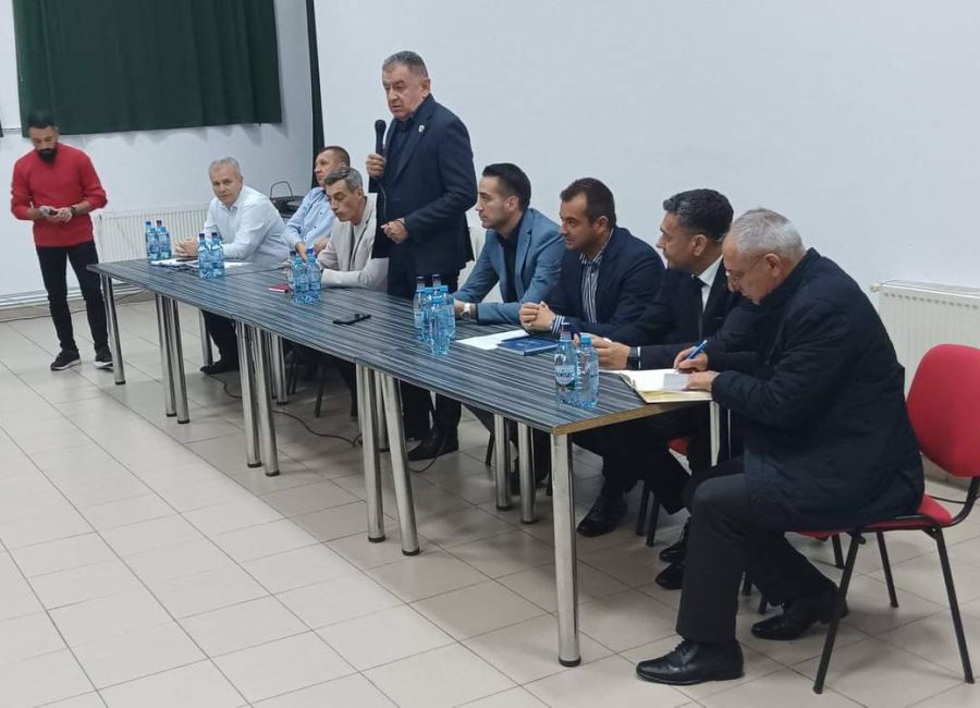 Primarul Cristian Gentea, o nouă întâlnire cu piteștenii