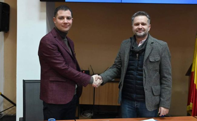 Investiţie URIAŞĂ în Piteşti! Primarul Gentea a SEMNAT contractul