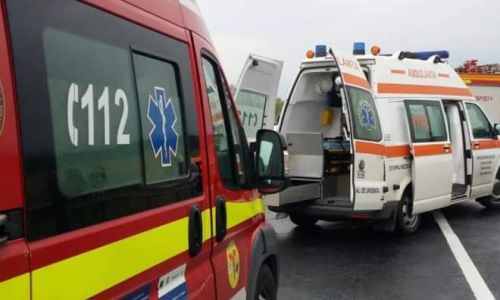 ACUM! Accident GRAV în Argeș! Pieton lovit de TIR