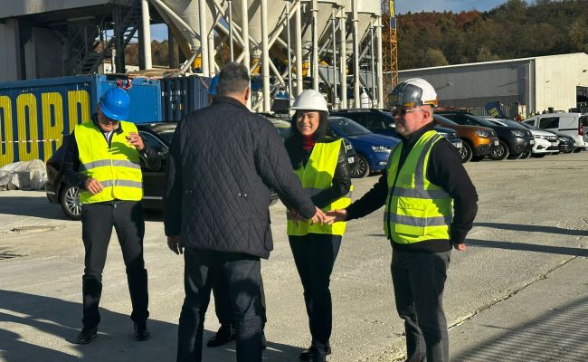 Ciolacu, Grindeanu, Neacșu, alături de Mînzînă, Simona Bucura Oprescu și Gentea, în Argeș la Autostrada Pitești-Sibiu