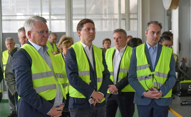 Unul dintre cei mai importanți lideri europeni, în Argeș alături de ministrul Muncii, Simona Bucura-Oprescu, și de președintele Consiliului Județean, Ion Mînzînă!