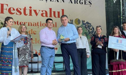 A început Festivalul Internațional de Folclor "Carpați"! Mesajul primarului Gentea