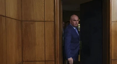 Amenzi URIAȘE pentru românii care ridică tonul la funcționarii publici!
