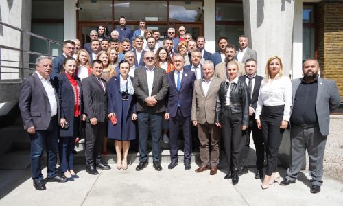 Ion Mînzînă și-a depus candidatura pentru un nou mandat de președinte al Consiliului Județean Argeș: “Argeșul pe primul loc a fost misiunea mea de credință căreia m-am dedicat total împreună cu echipa PSD! Și împreună cu argeșenii am reușit!”