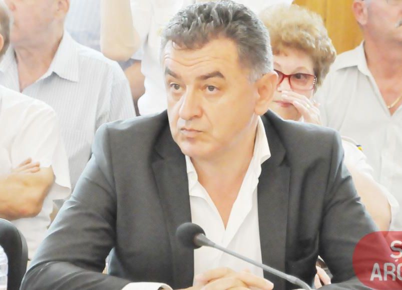 Felicitare Cristian Gentea, primarul municipiului Piteşti