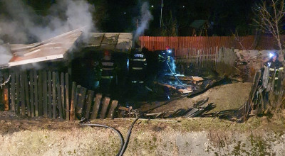 Incendiu în Argeș! Un bărbat a MURIT
