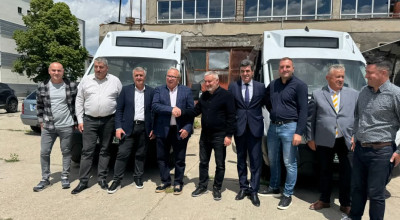 Alte șase microbuze electrice școlare au ajuns către primăriile din județ
