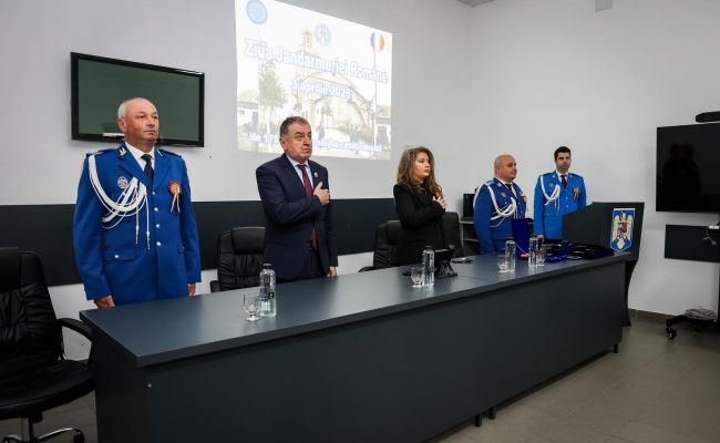 Prefectul Ioana Făcăleață: "La mulți ani, jandarmi argeșeni"
