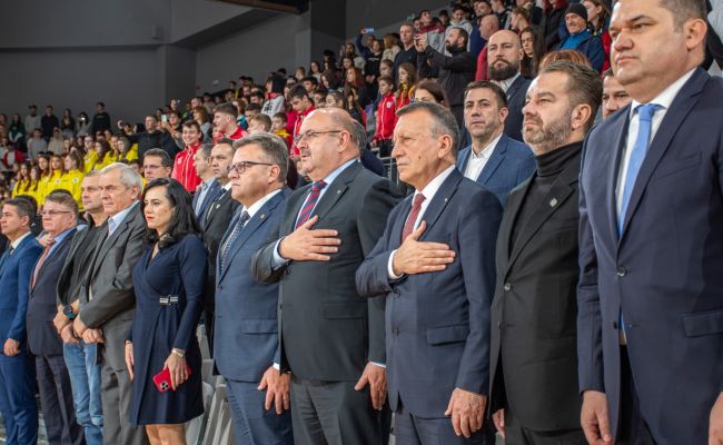 Mihai Covaliu către Gentea: 'Felicitări pentru ce faceţi în Piteşti'