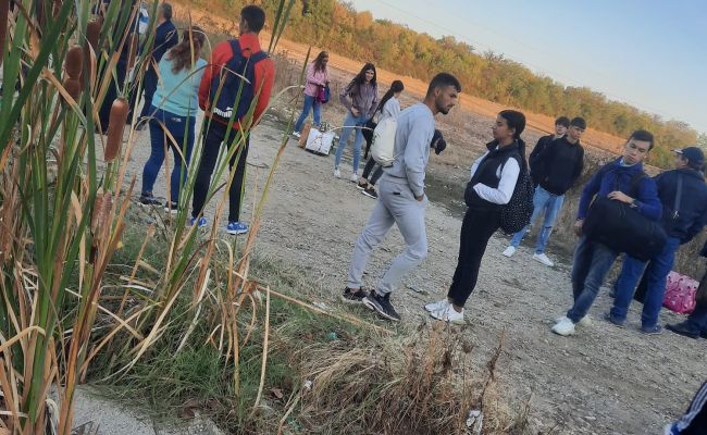 Panică în Argeș! Călătorii unui TREN au fost EVACUAȚI