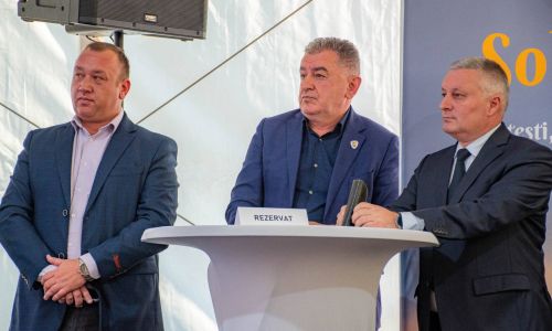 Cristian Gentea: "A fost inaugurat cel mai mare parc fotovoltaic din Europa de Sud-Est, aici, în Argeș, la Rătești"
