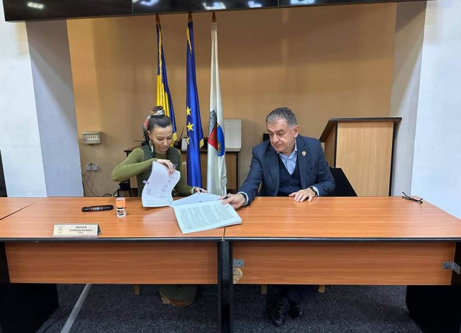 Primarul Cristian Gentea, proiect URIAȘ! Echipamente moderne pentru unitățile de învățământ din Pitești