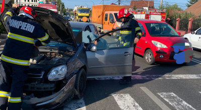 ACUM! Accident GRAV în Argeș! Două persoane sunt rănite