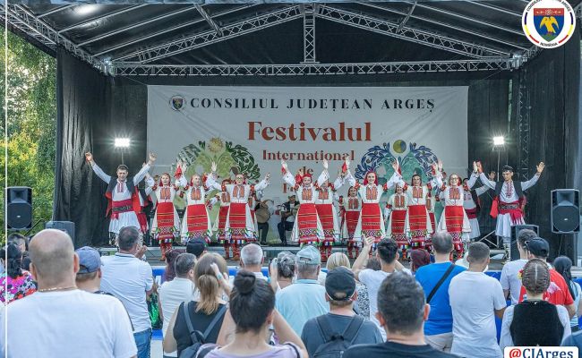 În Argeș va avea loc o nouă ediție a Festivalului Internațional de Folclor "Carpați"