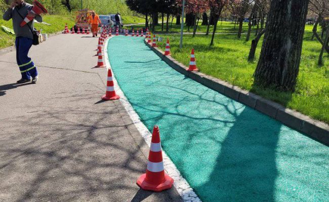 Pistele pentru biciclişti din Piteşti vor fi marcate în culoarea verde
