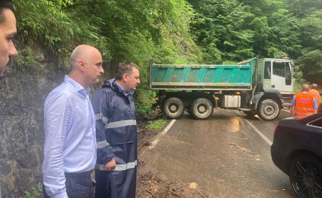 Trafic BLOCAT pe Transfăgărășan!