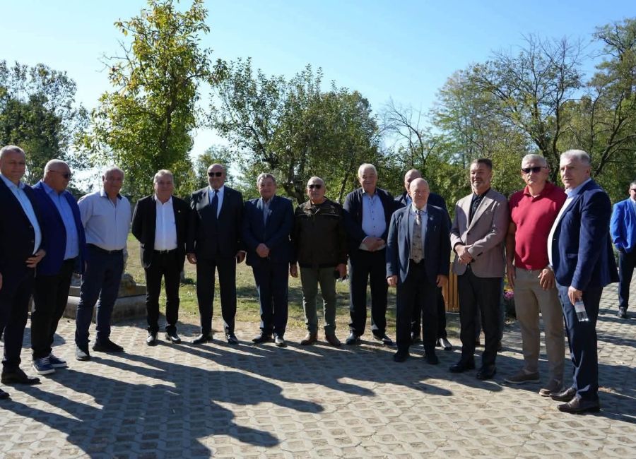 Argeșul își sărbătorește oamenii. Personalități care au dus numele județului în țară și în lume