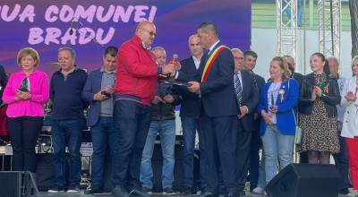 Ion Mînzînă, diplomă de excelență pentru primarul Dan Stroe