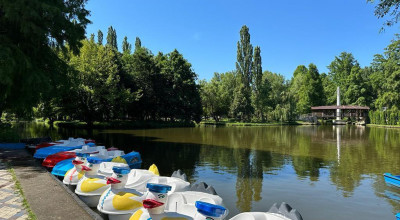 Recreere și mișcare, în parcul Ștrand - 10 noi hidrobiciclete de închiriat!