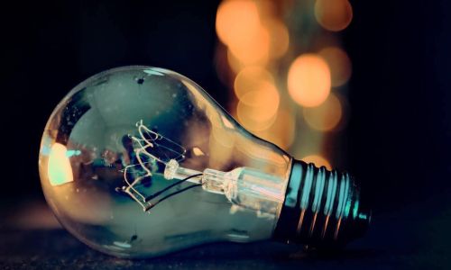 Se opreşte furnizarea curentului electric în mai multe zone din Piteşti
