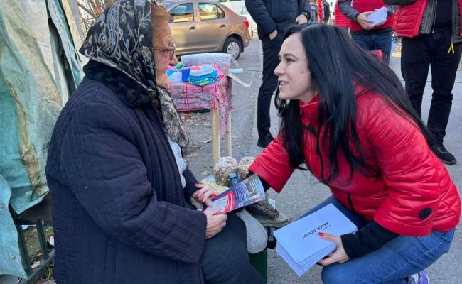 Ministrul Simona Bucura-Oprescu, președintele Ion Mînzînă și echipele PSD, alături de argeșenii din Domnești, Corbi, Coșești, Albota, Vulturești, Miroși, Căldăraru, Râca, Popești, Izvoru, Recea și Buzoești!