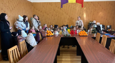 Colindele au răsunat la Primăria Bălilești!