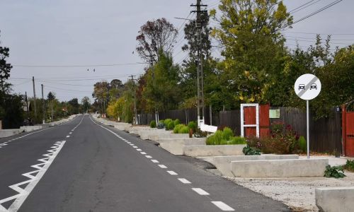 Lucrări de modernizare pe mai multe drumuri din Argeş