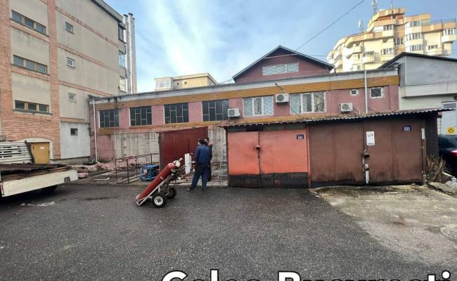 Opt garaje vechi au fost DEMOLATE pe strada Rahovei