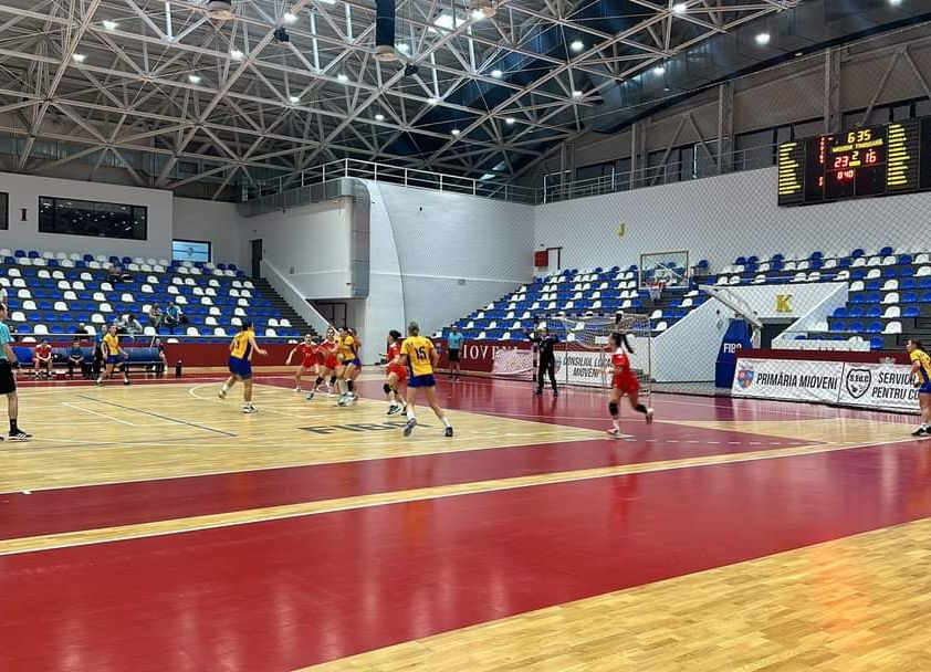 Început cu dreptul pentru noua echipă de handbal a orașului Mioveni!