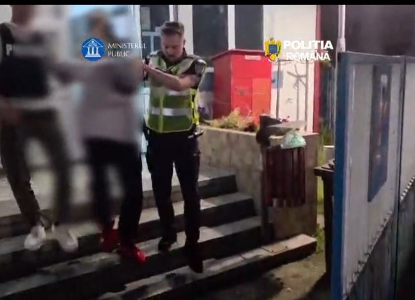 PANICĂ într-un LOCAL din Mioveni! Un bărbat a fost REȚINUT!