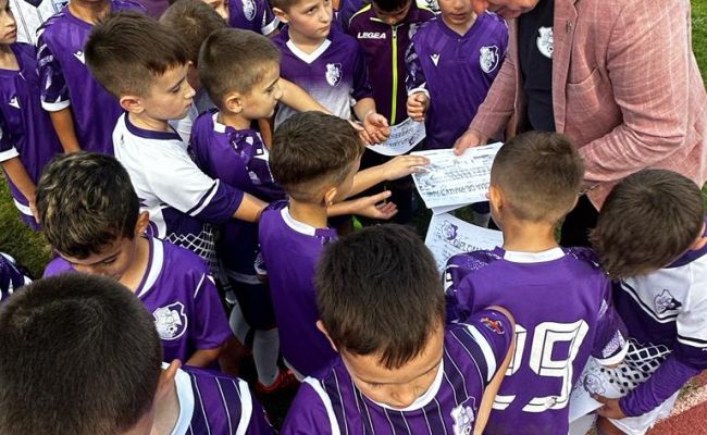 MOMENTE EMOȚIONANTE astăzi pe Stadionul Nicolae Dobrin! A început demolarea...