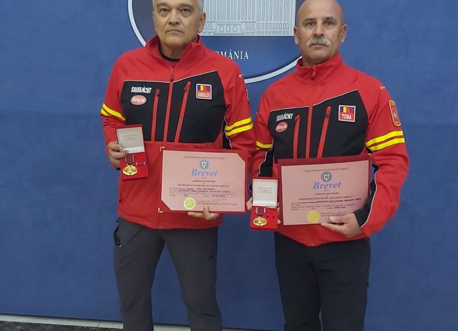 Salvamont Argeș a primit 'Emblema de Onoare a Departamentului pentru Situații de Urgență'