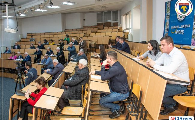 Consiliul Județean Argeș și Ministerul Antreprenoriatului şi Turismului, întâlnire pe tema înființării și operaționalizării Organizațiilor de Management al Destinației