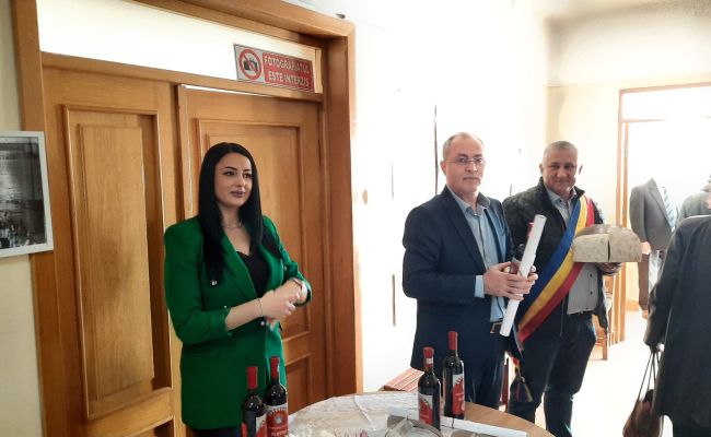 Momente emoţionante la Primăria Oarja