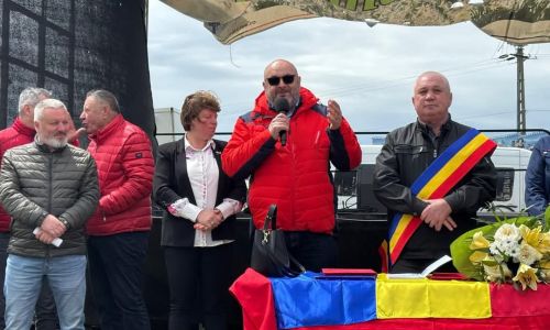 Negrași, locul unde narcisele unesc natura, oamenii și tradițiile!
