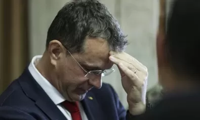 Ionuț Moșteanu a demisionat de la Ministerul Apărării!