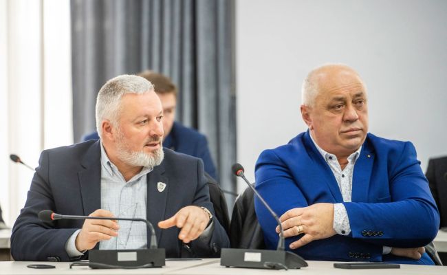 Conducerea Consiliului Județean Argeș a participat la discuții privind bugetul Administrației Fondului pentru Mediu 2026