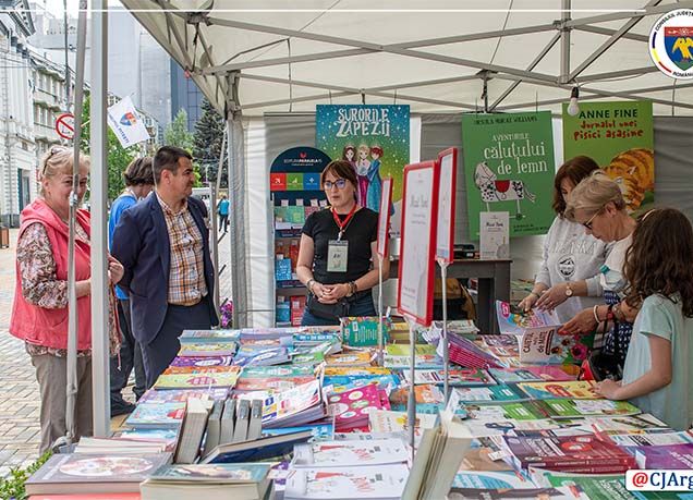 JuniorFest - Târg de carte pentru copii