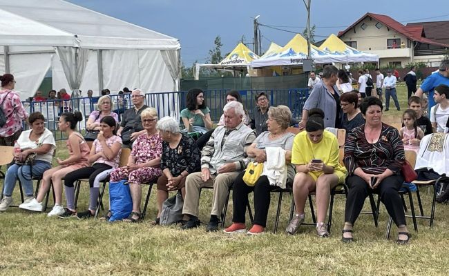 Sărbătoare la Mărăcineni