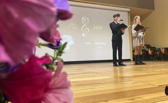 A început Concursul Internațional de Muzică pentru copii și tineri „Golden Tulip” Pitești 2024!