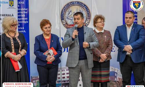 Vicepreședintele Consiliului Județean Argeș, Adrian Bughiu, la deschiderea Târgului Serviciilor Sociale Argeșene
