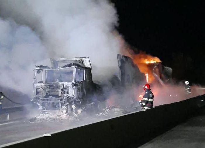Un TIR s-a făcut SCRUM la Dedulești!